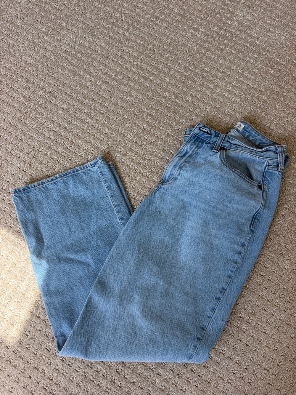Abercrombie The Loose High Rise Jeans